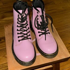 Like new children’s size 1 Doc Martins